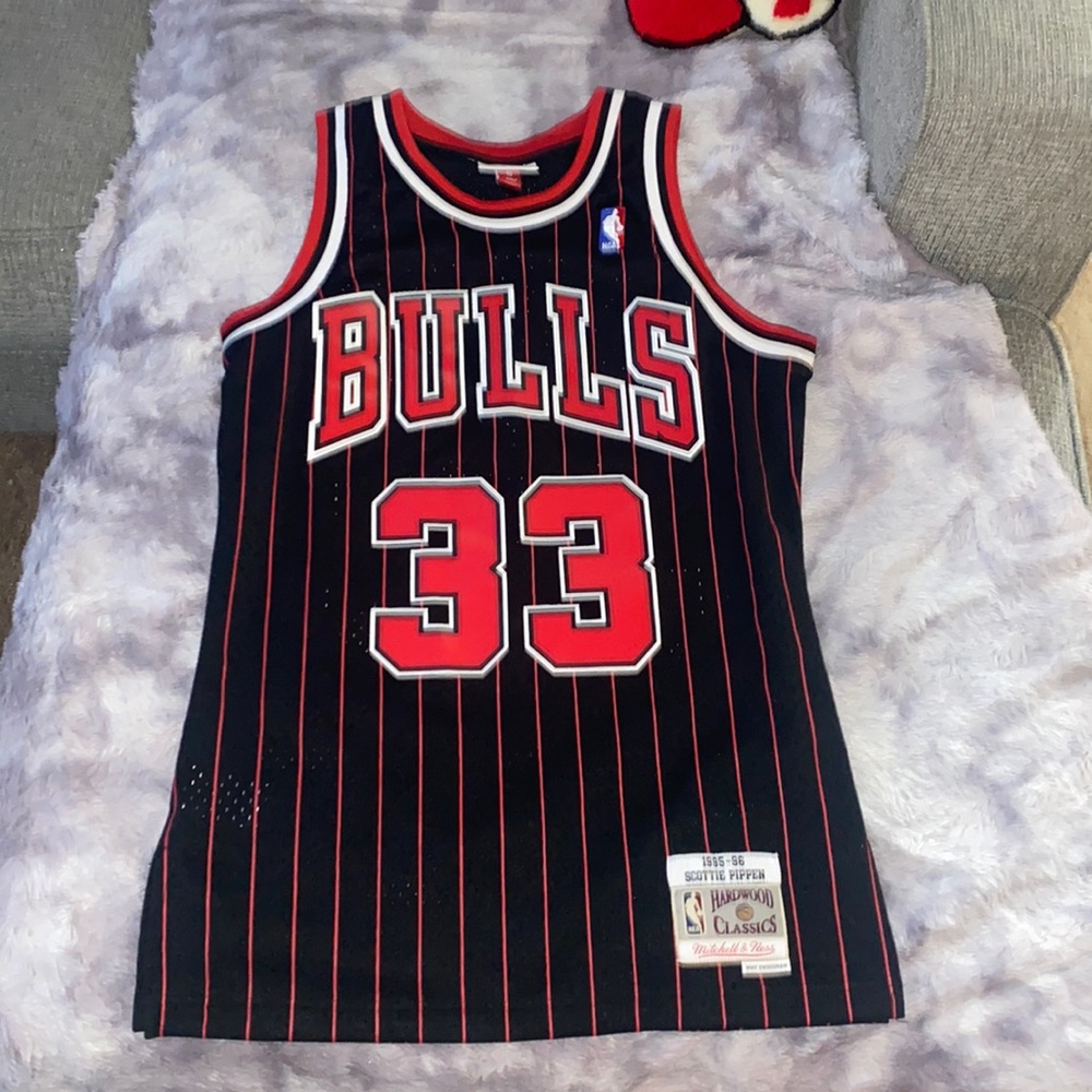 Scottie Pippen Jersey